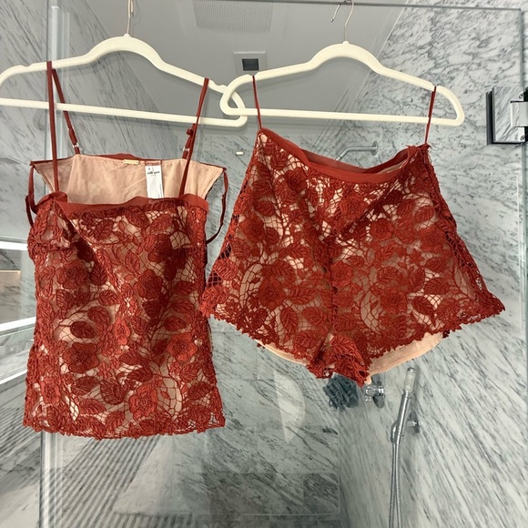 SET NEW Cult Gaia Lace Set TOP AND SHORTS - Picture 13 of 16